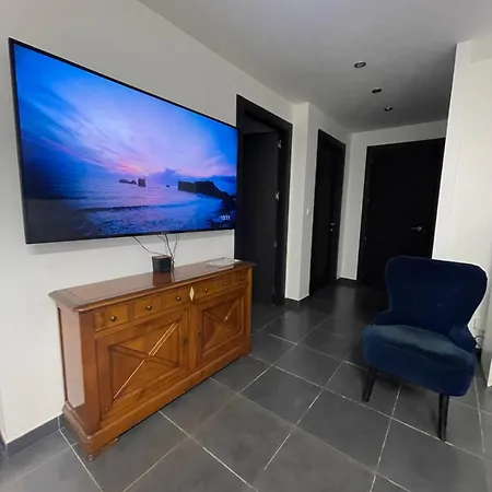 Sainte-Maxime Apartment *
